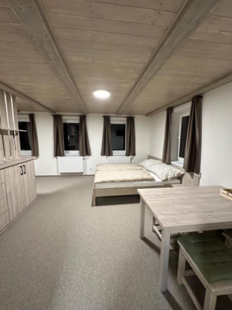 Apartmany Vesna Nova Ves nad Nisou Buitenkant foto
