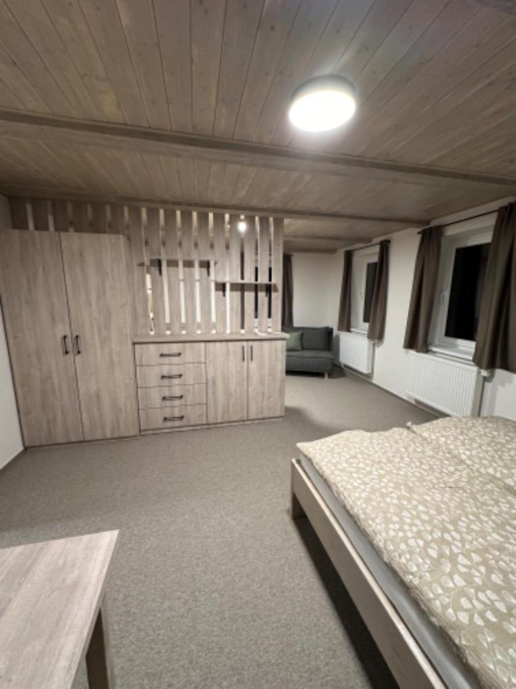 Apartmany Vesna Nova Ves nad Nisou Buitenkant foto